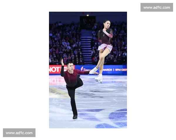 最新体育赛事回顾与精彩瞬间盘点 全球体育新闻聚焦热赛与运动员表现